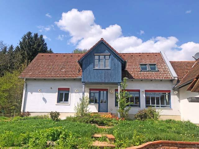 2311PO austria, südburgenland, jennersdorf, casa con cuadras para caballos en venta