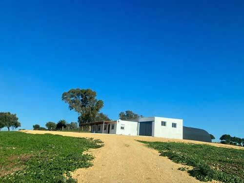 2447 andalucia, provincia de cadiz, badalejos, finca con 3 naves en venta